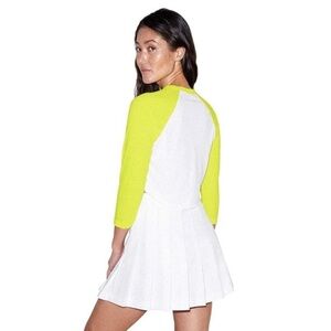 American Apparel | 50/50 Collection - Cropped 3/4 Sleeve Neon Raglan T-Shirt XS